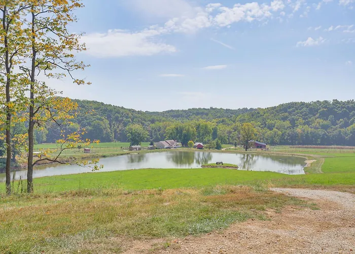 Farm In Illinois With Private Fishing Pond * Kampsville