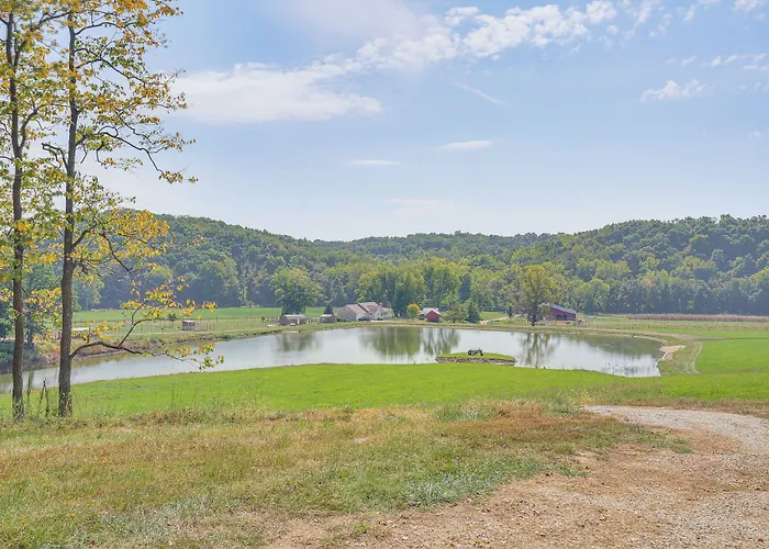 Farm In Illinois With Private Fishing Pond * Kampsville